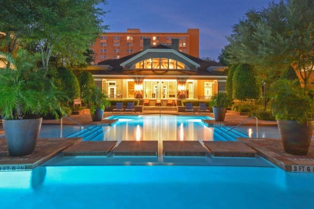 Newly Furnished 1Br Apartment W/ Hermann Park View Хюстън Екстериор снимка